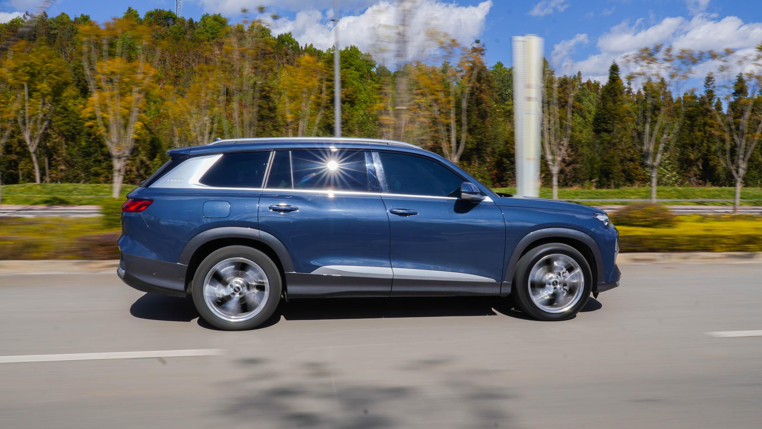 奥迪q66座suv什么时候上市的,奥迪q6奔驰gle350宝马x5怎么选择