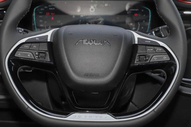 一公里仅需5毛钱，奕炫MAX让我余额多多