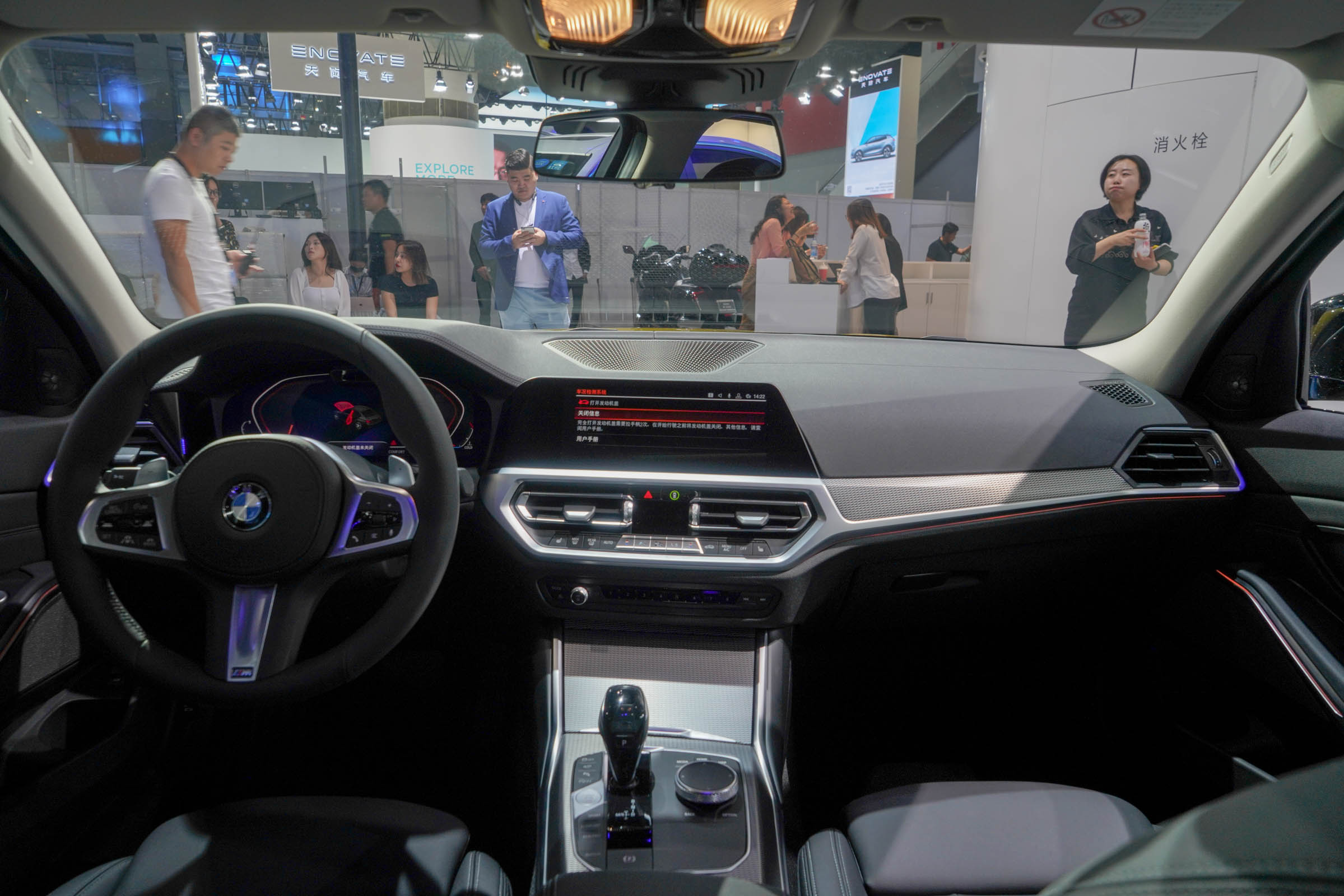 宝马3系测评330视频,宝马3系全面测评