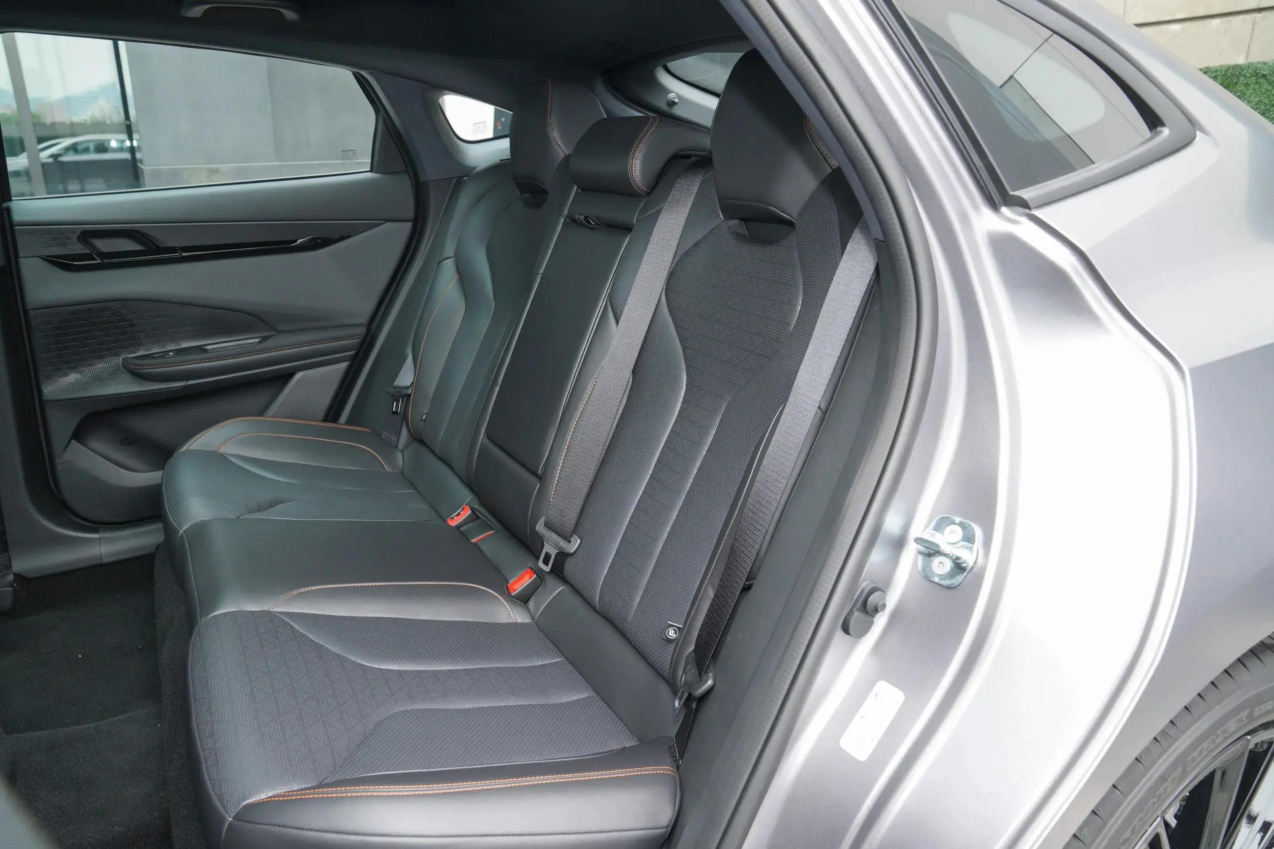 国产汽车推荐uni-v来袭,国产汽车推荐uni-v将登场