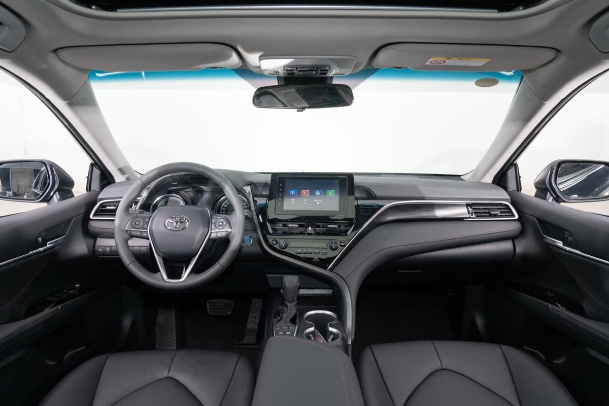 雅阁君威天籁凯美瑞亚洲龙怎么选,雅阁天籁凯美瑞横评测试