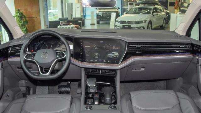 奥迪q7和途锐哪个更值得买,与奥迪q7同价位的suv