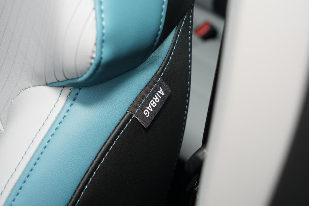 吉利帝豪第4代冠军版顶配车机,吉利帝豪第四代旗舰版仪表