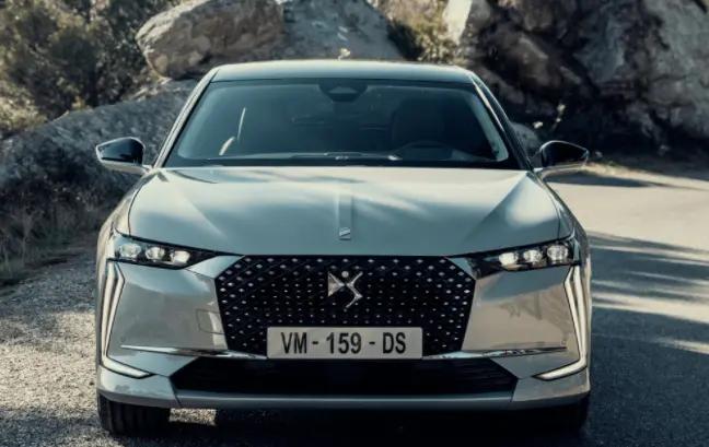 堪称“垫底”的豪华品牌，手握三款新车，DS到底还有没有活路？