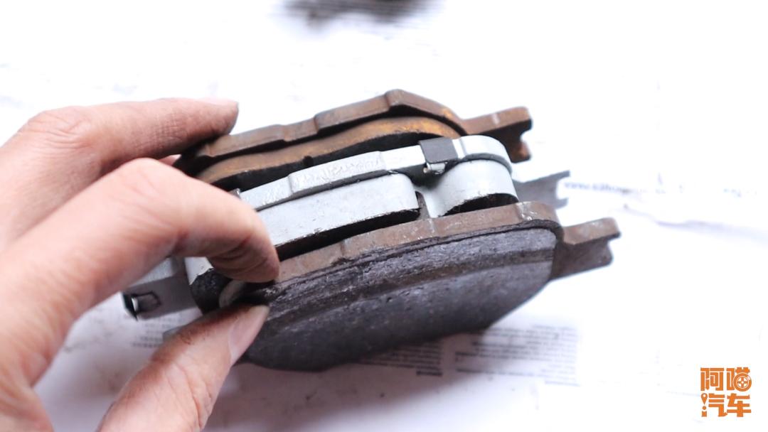 去修车店修车哪些零件容易被换,去维修店修车会换零件吗