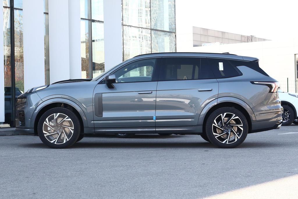 怎么从外观看领克03是2.0还是1.5,全新领克032020款