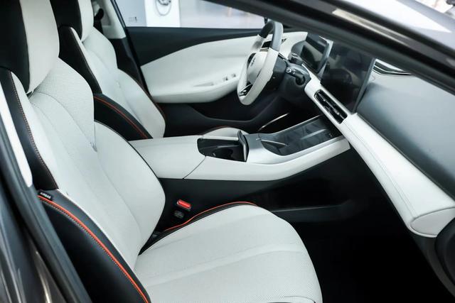 广汽合创a06,合创a06plus