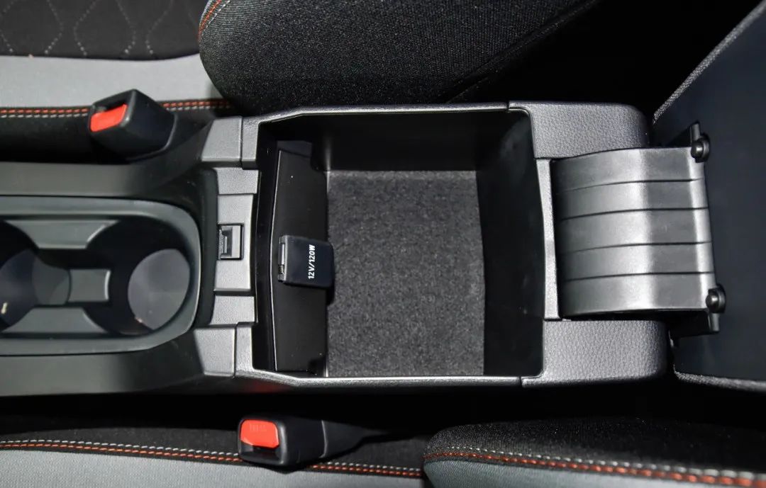 丰田卡罗拉哪款气囊多,丰田卡罗拉各种年限车型