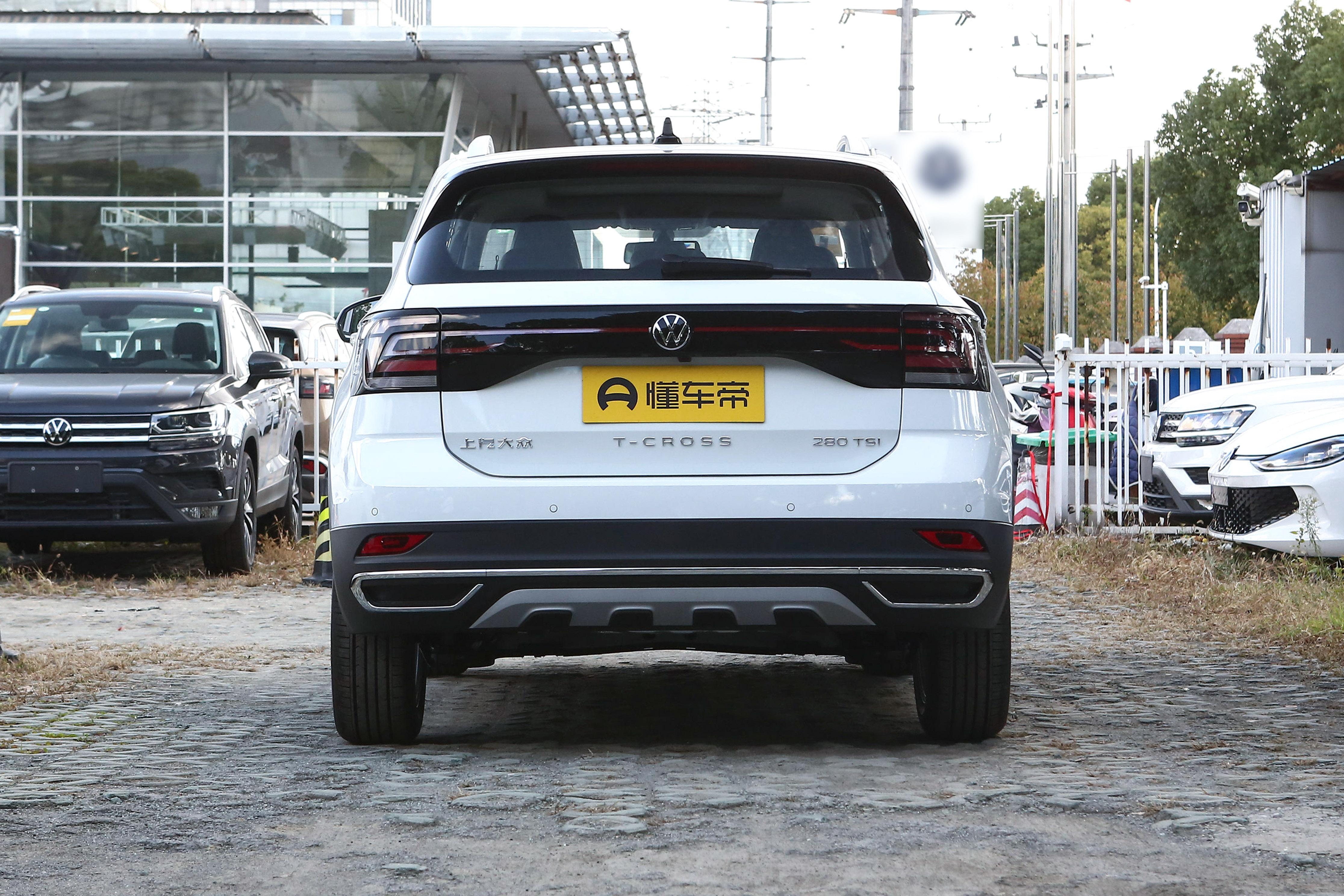 途铠2023款舒适版1.5t测评,最新款大众途铠小型SUV价格参数