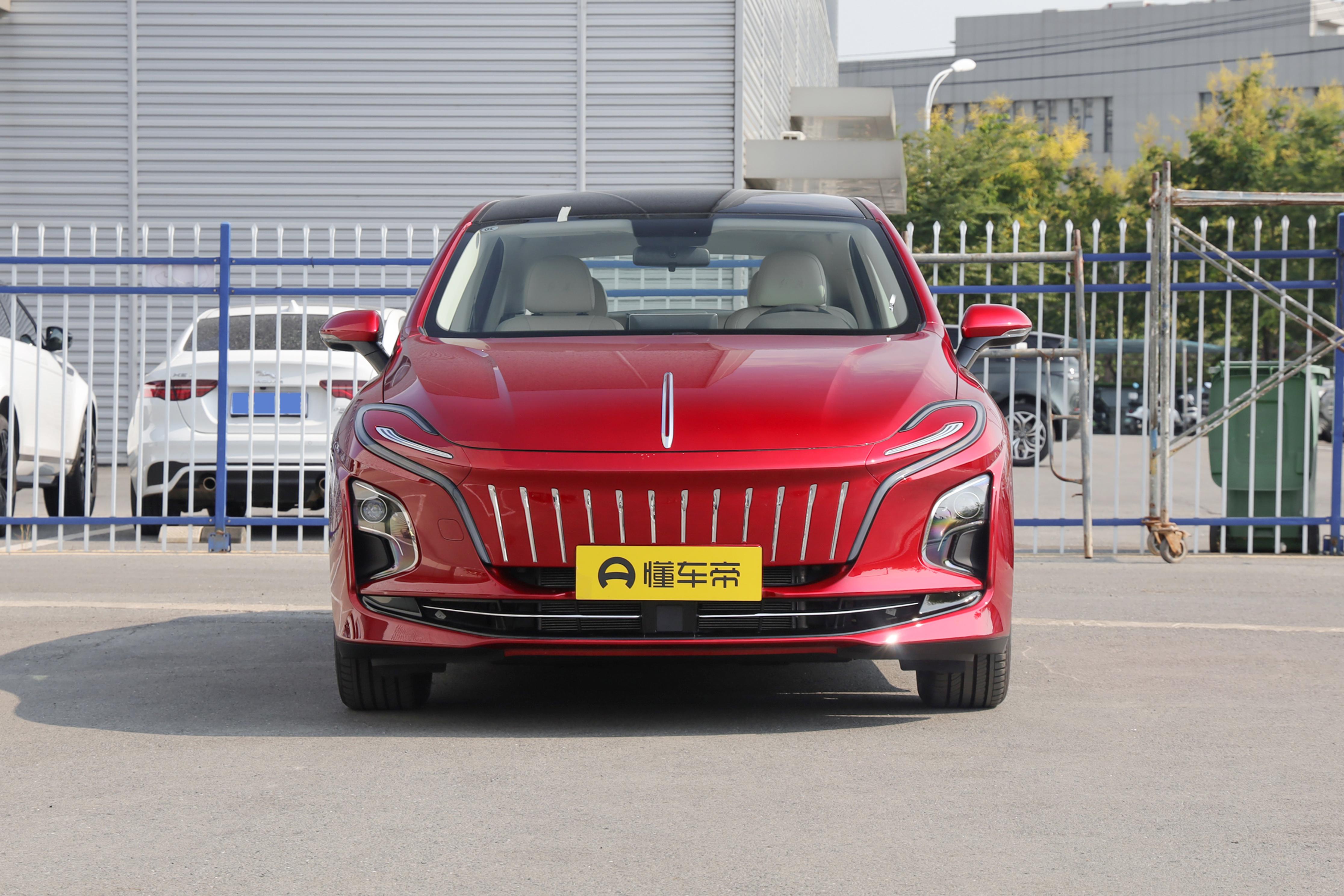 红旗新能源车e-qm5充满要多少钱,红旗e-qm5605km12w落地值得吗