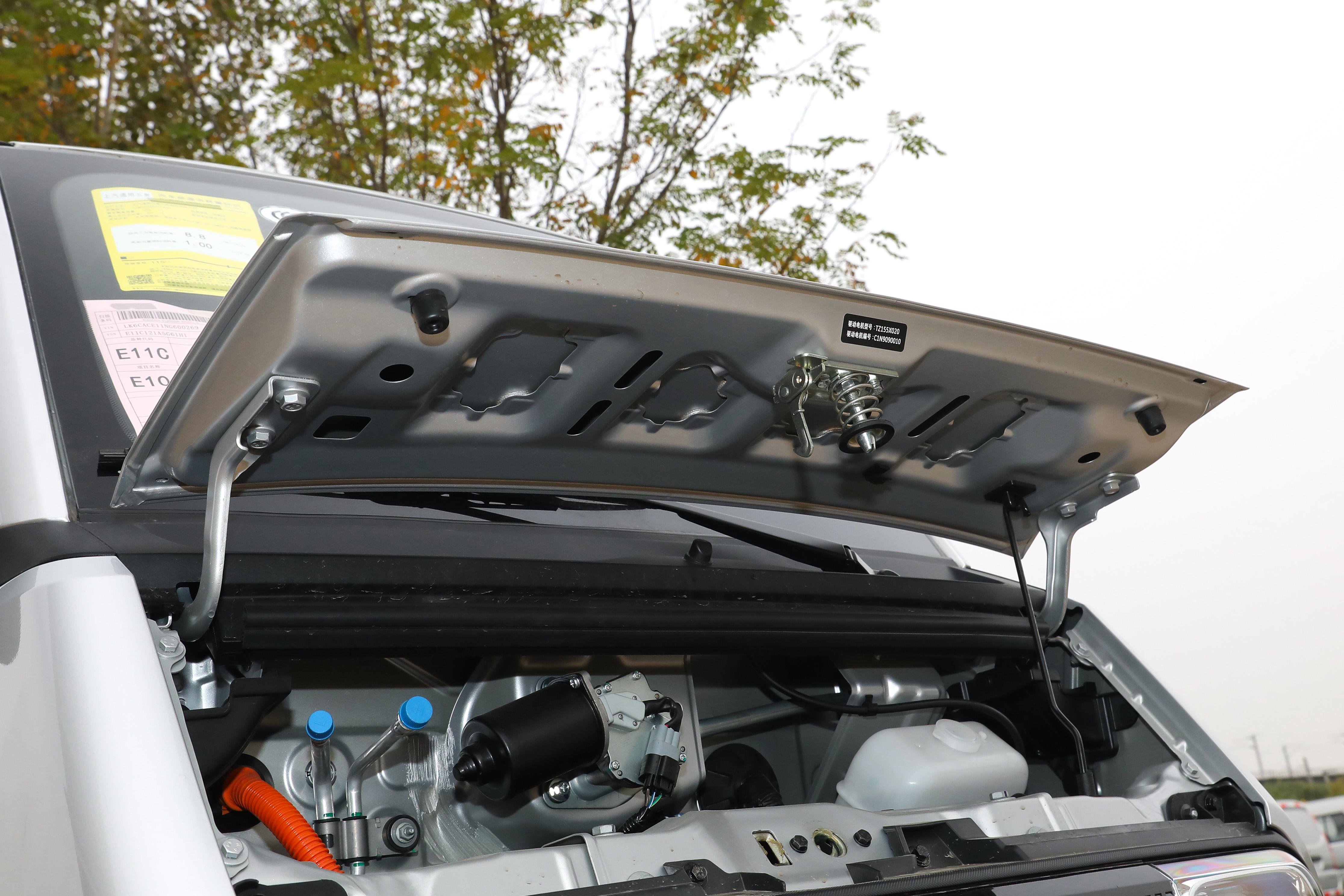 五菱快递神车,五菱e10预定