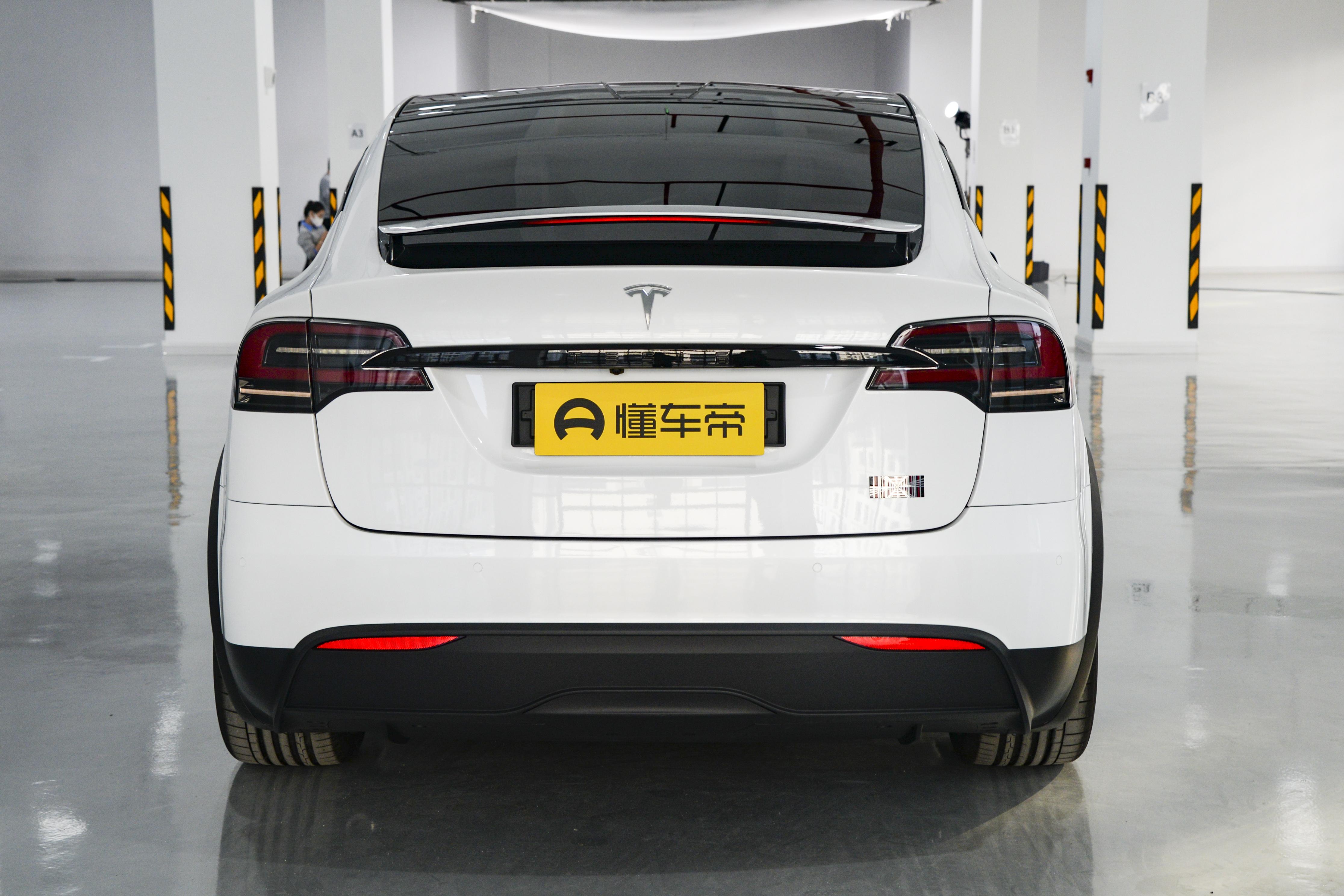 月均花费19874元，*款贷**买双电机四驱+700km续航的ModelX怎么样？