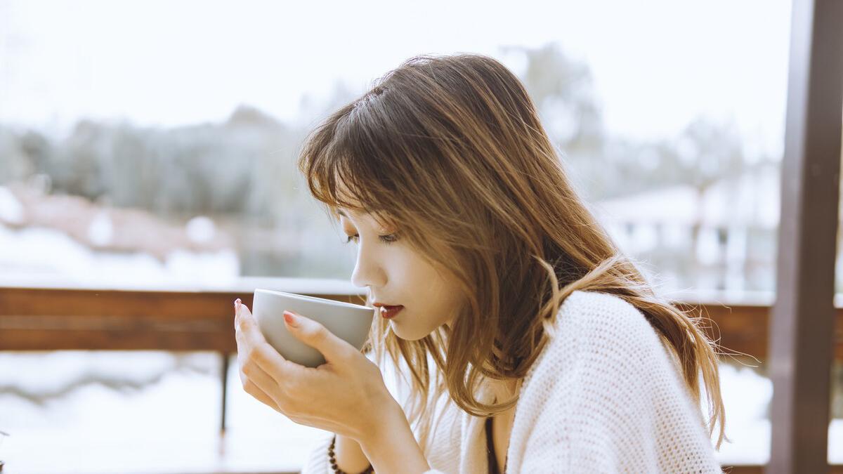 小说：教官故意体罚他，惹得众人都心疼他，次*他日**一脚将教官踹飞