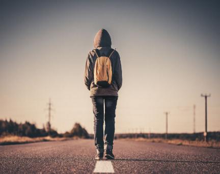 普通人如何打造自己的人生格局,怎样才能真正活出洒脱自在的人生