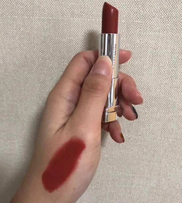 高颜值口红豆沙色,高颜值显白滋润口红