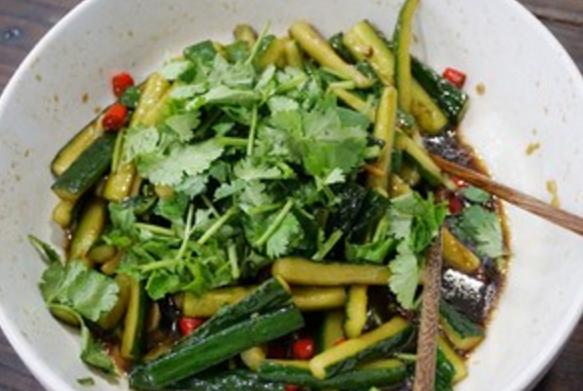 腌黄瓜脆的怎么腌,腌黄瓜简单低脂