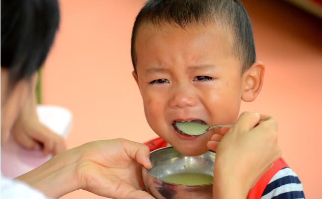 孩子自理能力差怎么改善,小孩日常自理能力培养