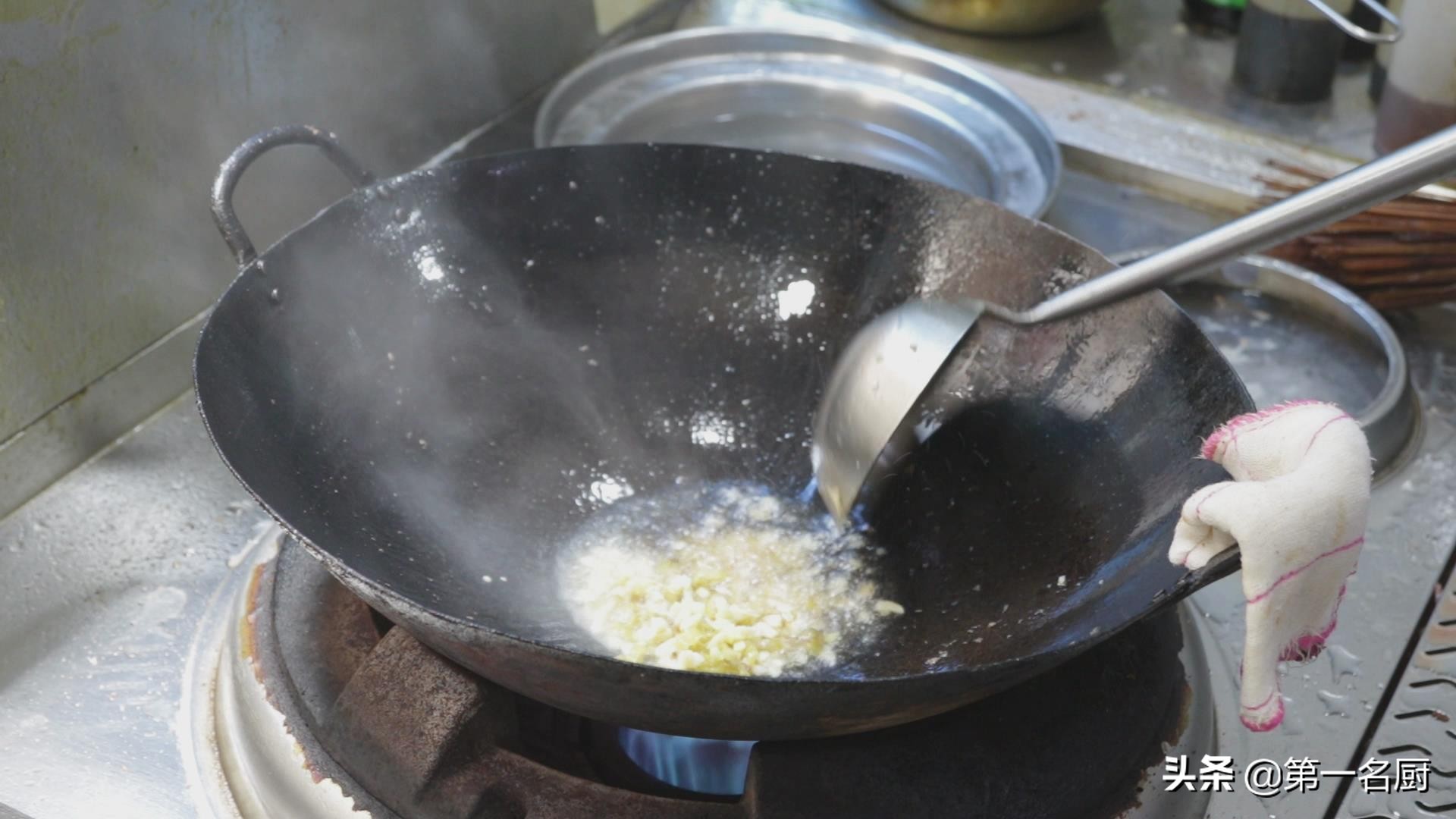 这才是爆炒腰花的正宗做法,爆炒腰花最正宗的做法