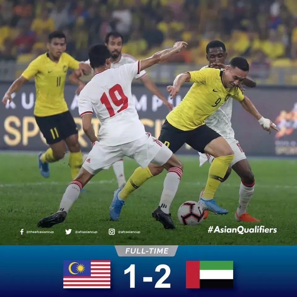 国足3:0韩国终结32年不胜魔咒,国足逆转迎开门红完整版