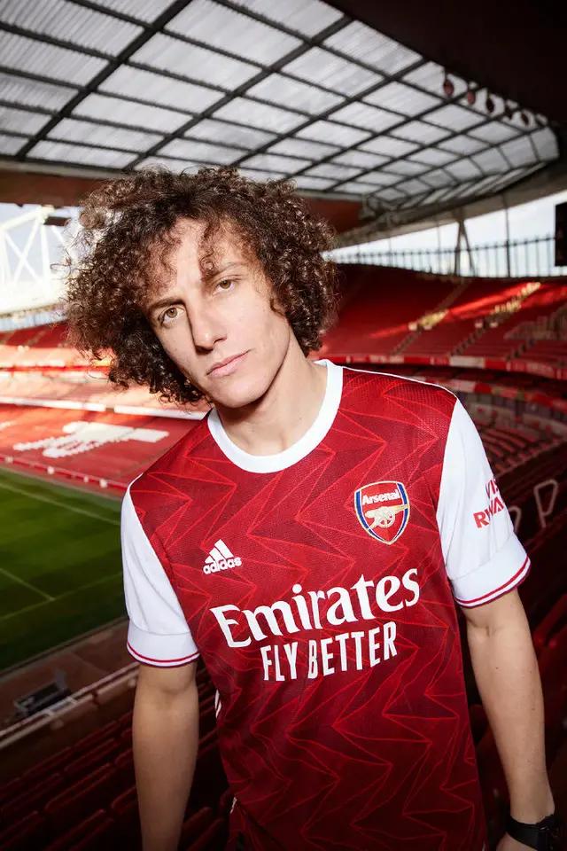 新赛季英超各支球队球衣,fifa足球世界21赛季球衣汇总英超