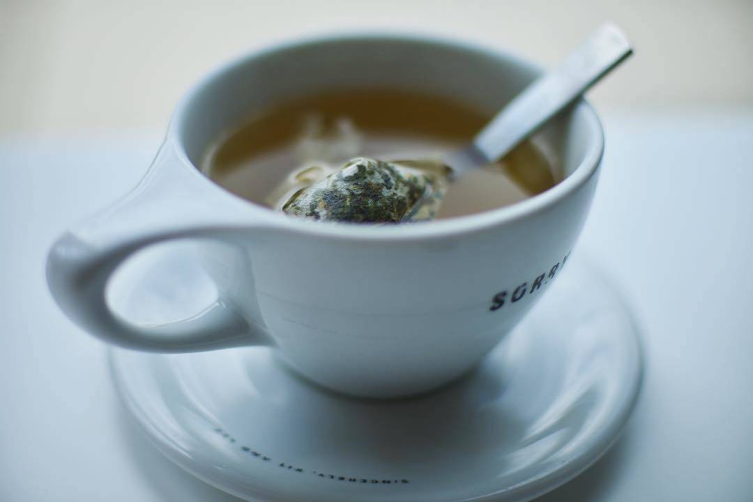 眼周水肿的原因分析,如何改善眼皮浮肿