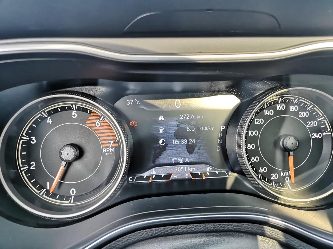 三天开800km,3天跑了700公里