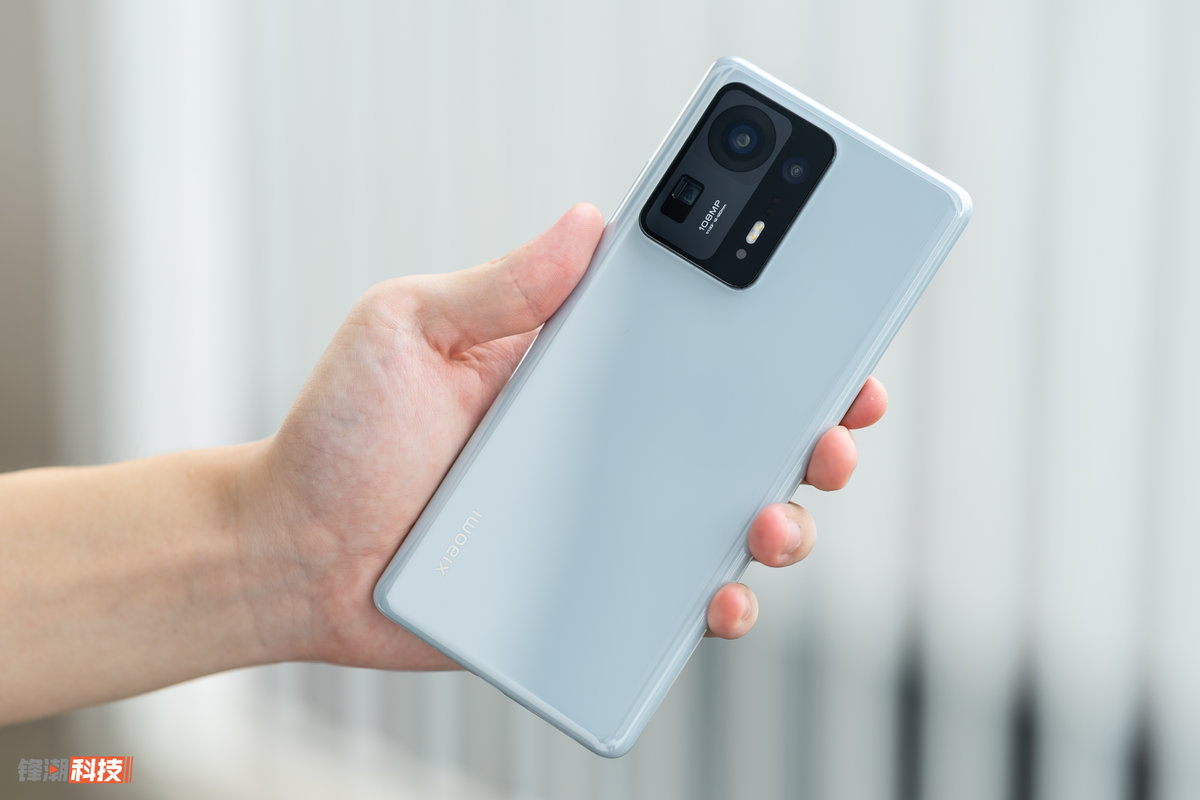 小米mix4和realme大师探索版,小米mix4全面屏效果