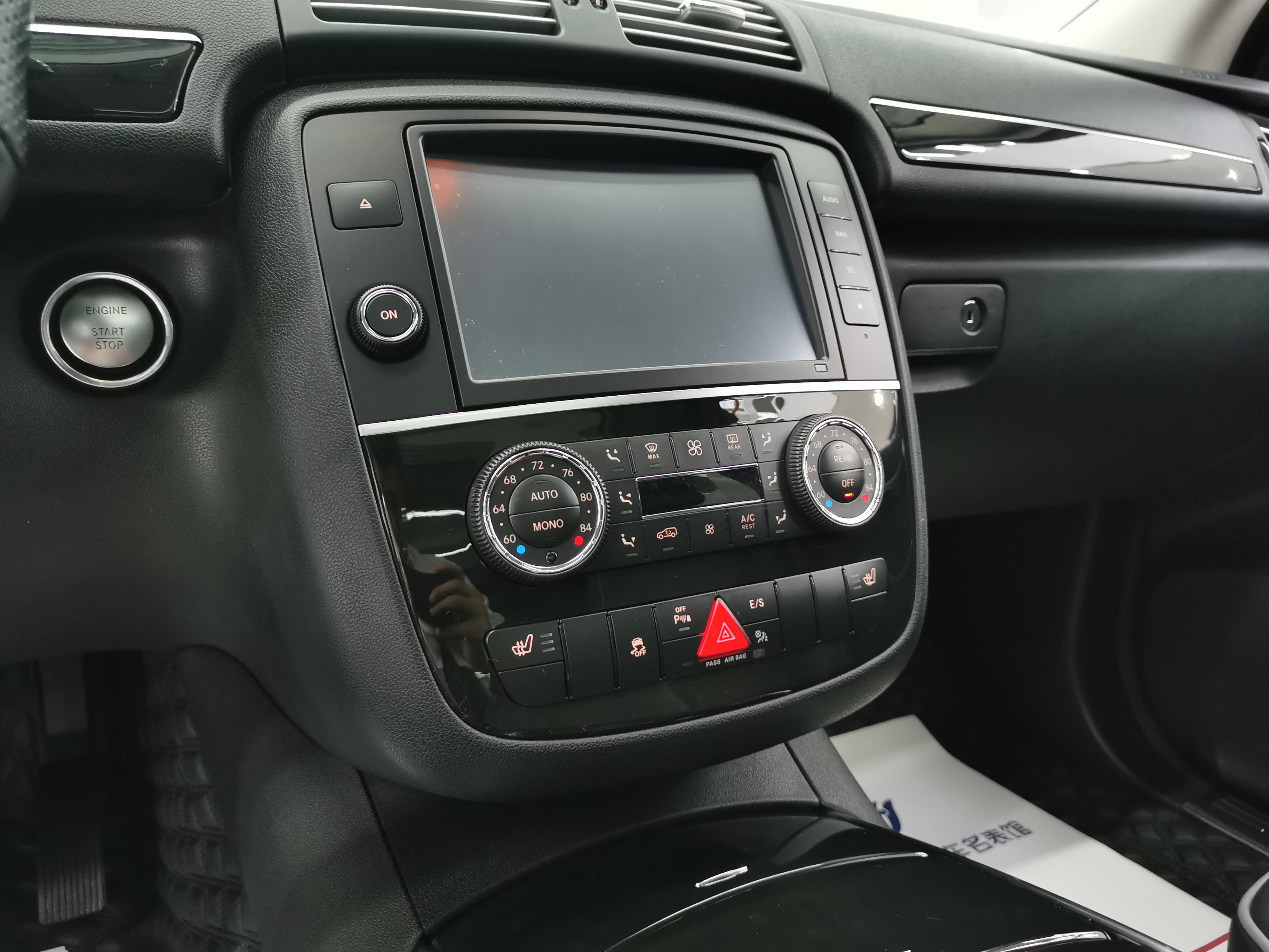 奔驰商务r400,被遗忘的老奔驰