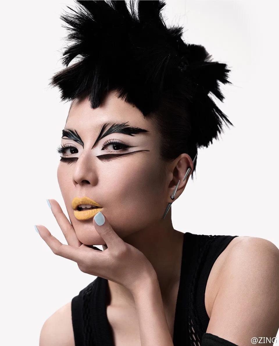 和49岁的她比，流量们的努力好廉价