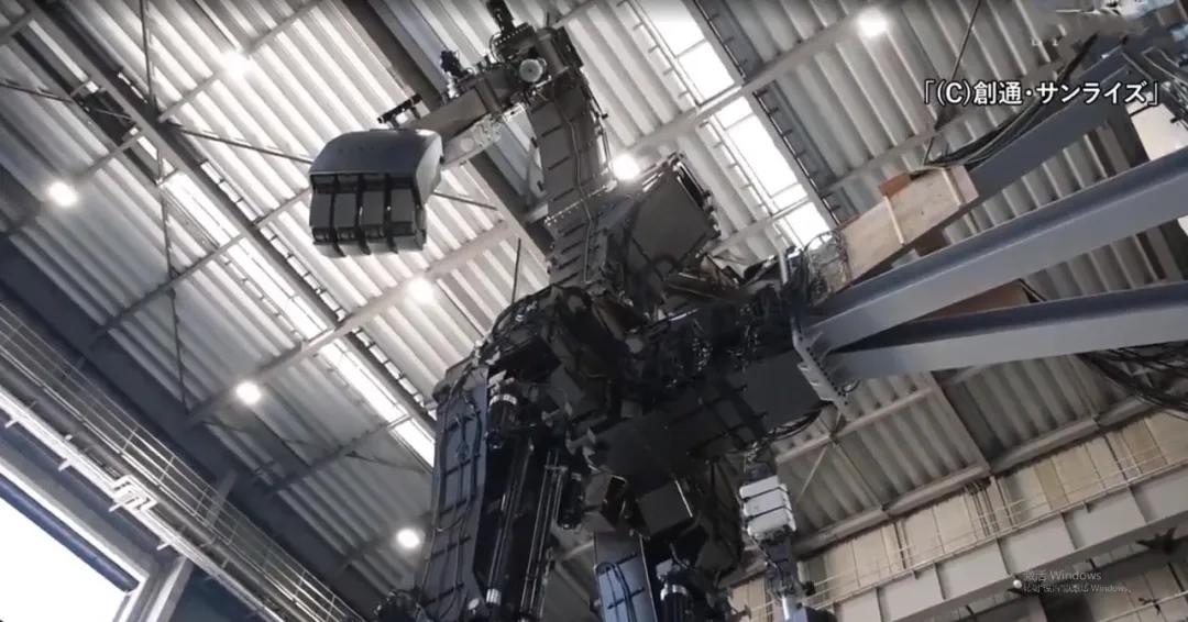 宅男们的有生之年！日媒公布18米“高达”建造视频，四肢可动