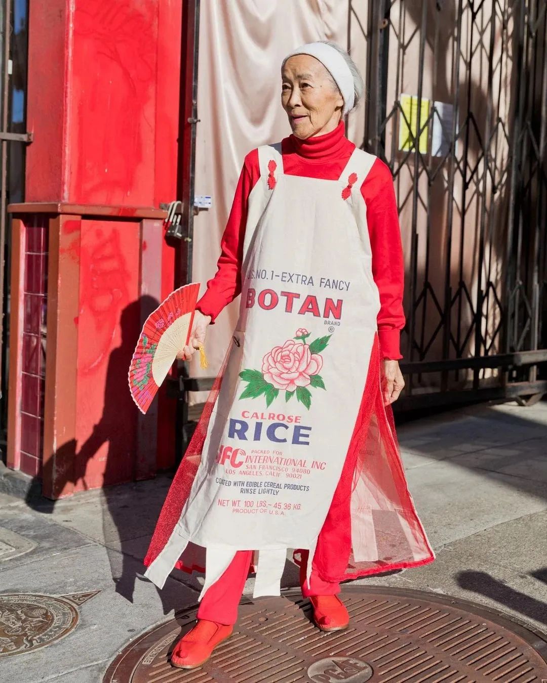 麦当娜50岁时穿衣打扮,61岁麦当娜自曝秀出美貌不减年华