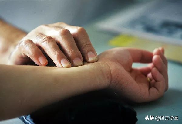把脉纸上学，得来终觉浅！