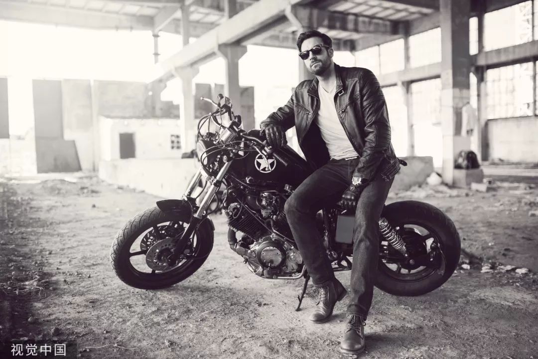 不撸铁可以练出肌肉吗,不撸铁能锻炼出翘臀吗