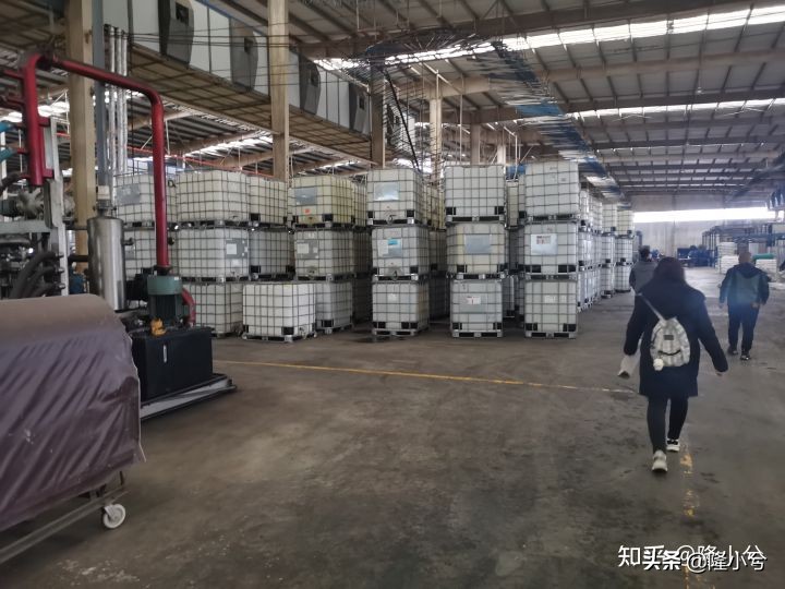 真皮沙发散发出的气味是甲醛吗,真皮沙发的味道是什么样的