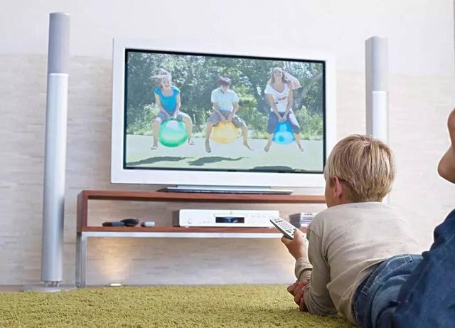 如何引导孩子沉迷动画,宝宝沉迷动画片怎么教育