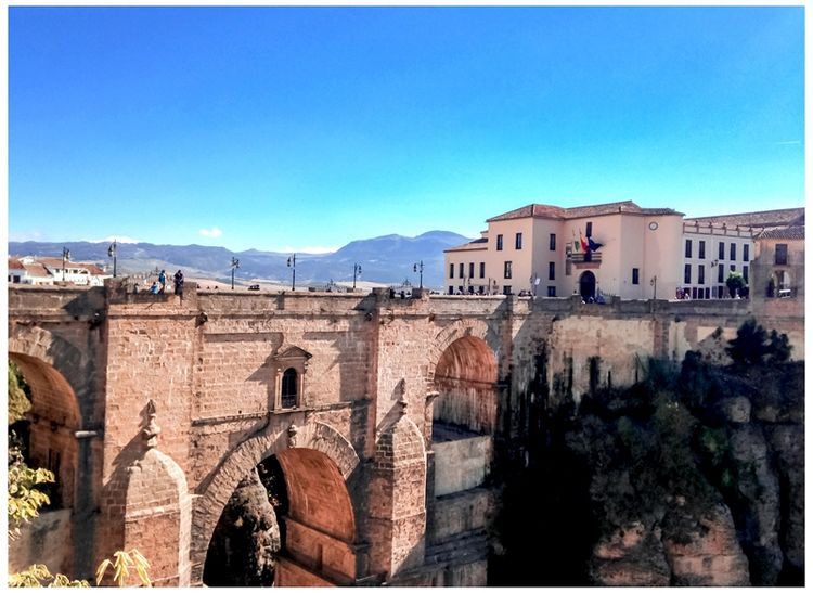 西班牙与世隔绝小镇,西班牙最美十个小镇