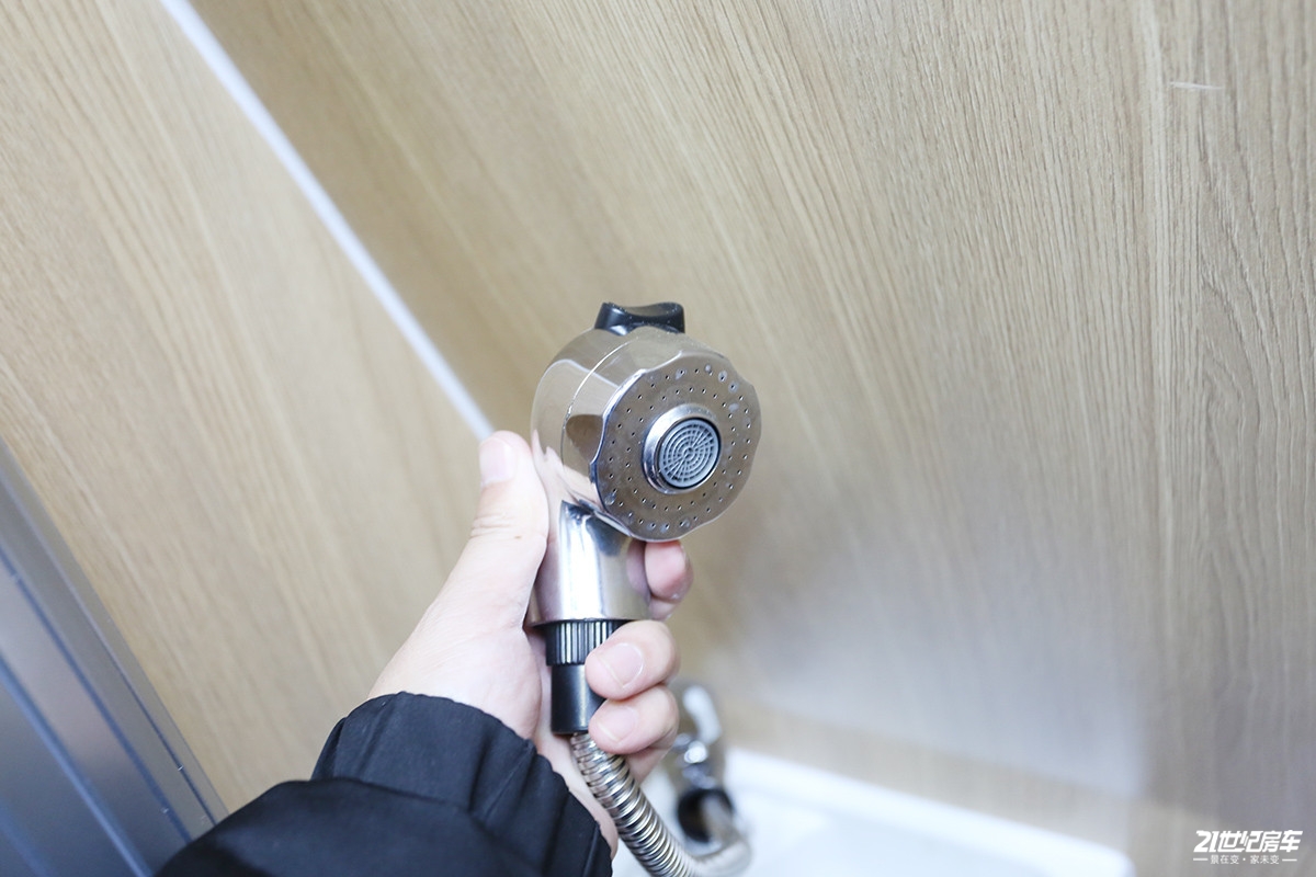 11.98万福田新风景g9房车,13万元左右的b型房车五菱房车