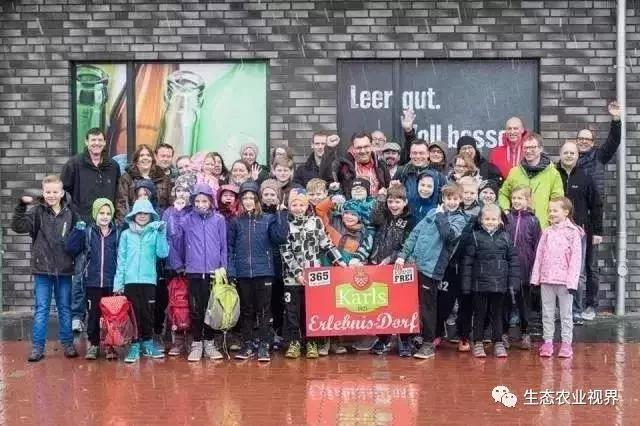 用一颗草莓吸引5百万游客,开5家主题乐园、4家超市、300个草莓屋