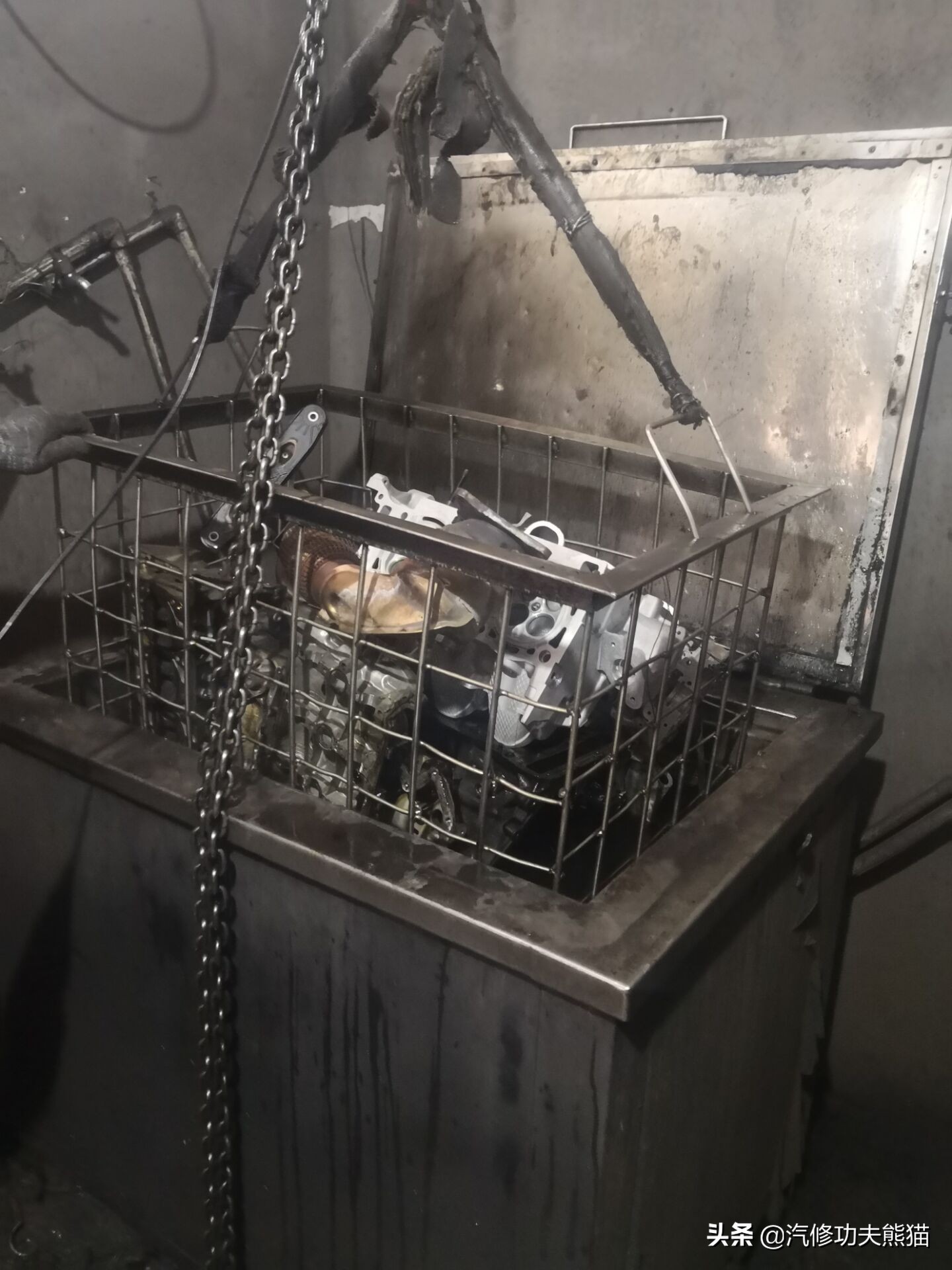 ea8882.0t夏朗烧机油,大众夏朗1.8t烧机油怎么样