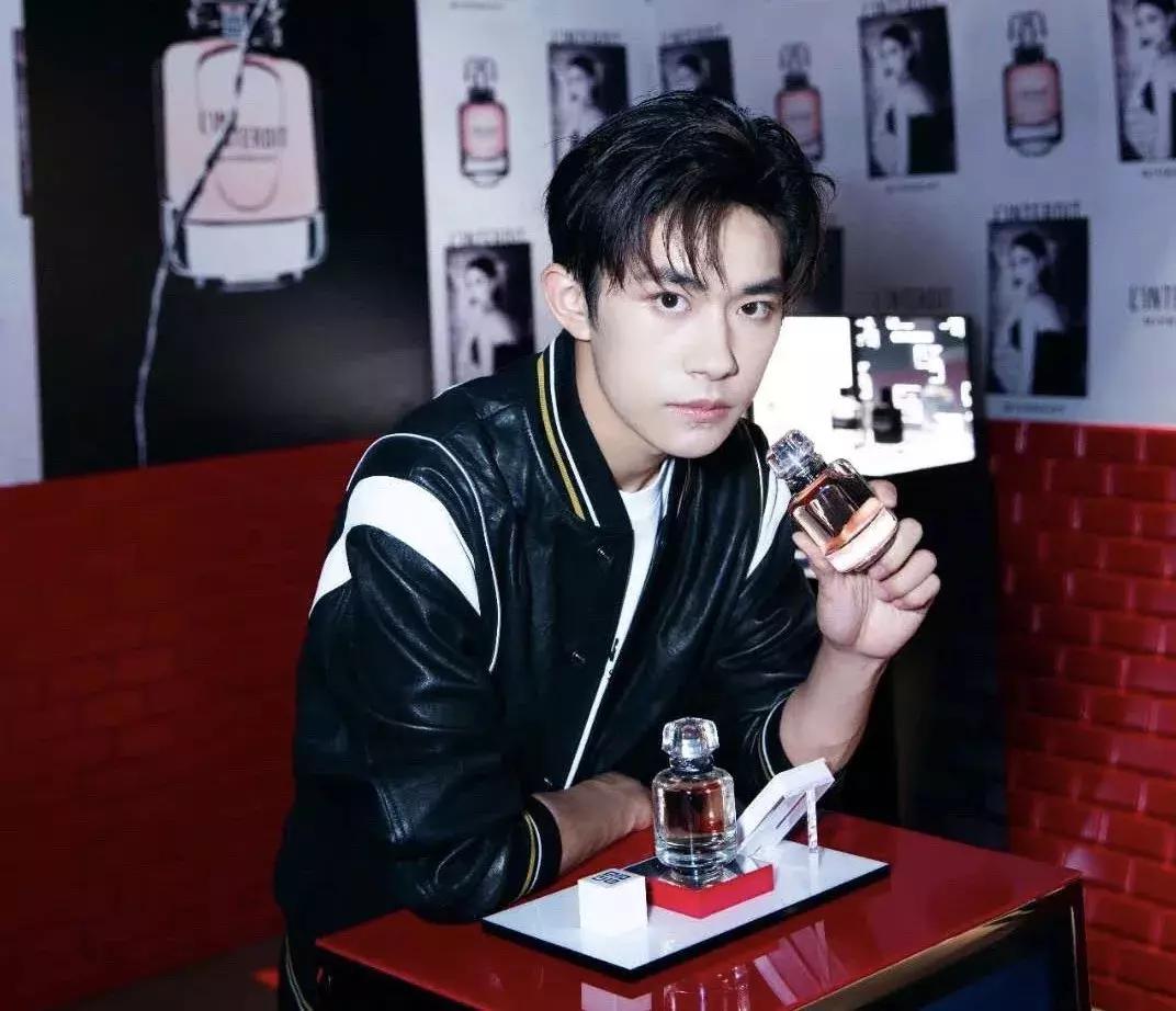 男生脱单神器香水,必入的三款香水