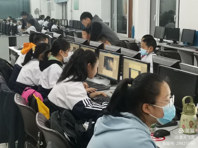 凝聚社团魅力谱写青春华章演讲稿,彰显社团魅力绽放青春风采