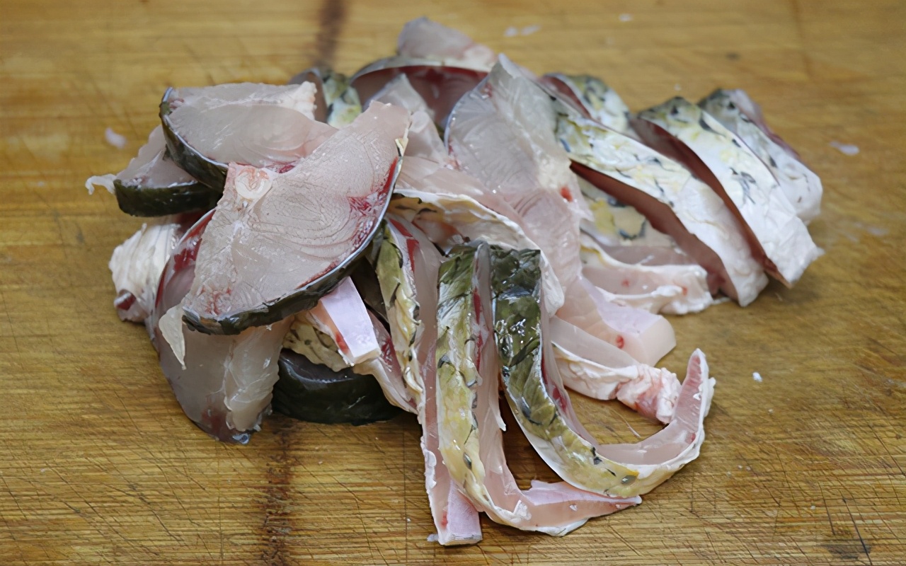 鲍鱼的一个简单又好吃的做法,湘菜大厨教你草鱼最好吃的做法