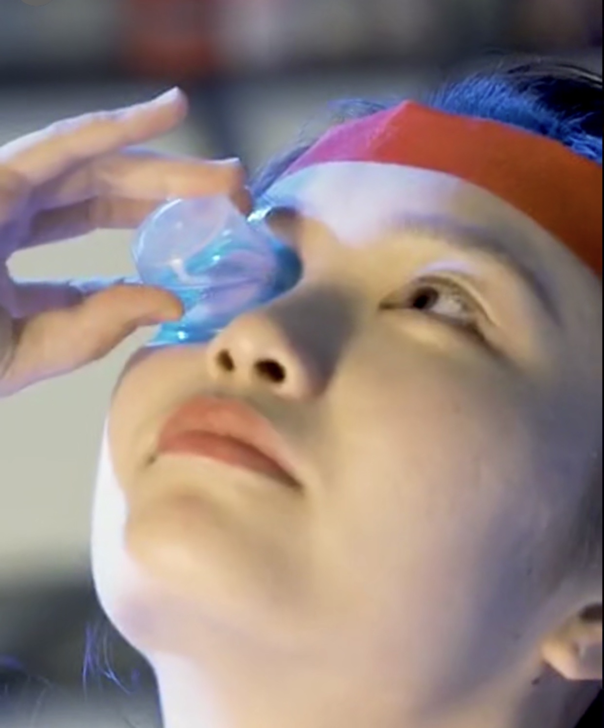 戴美瞳久了干涩怎么办,美瞳戴久了有什么危害吗