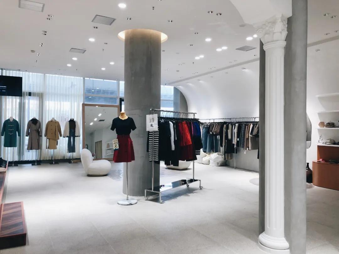 乌鲁木齐九鼎服装批发市场价格,乌鲁木齐批发服装便宜的地方2-3元