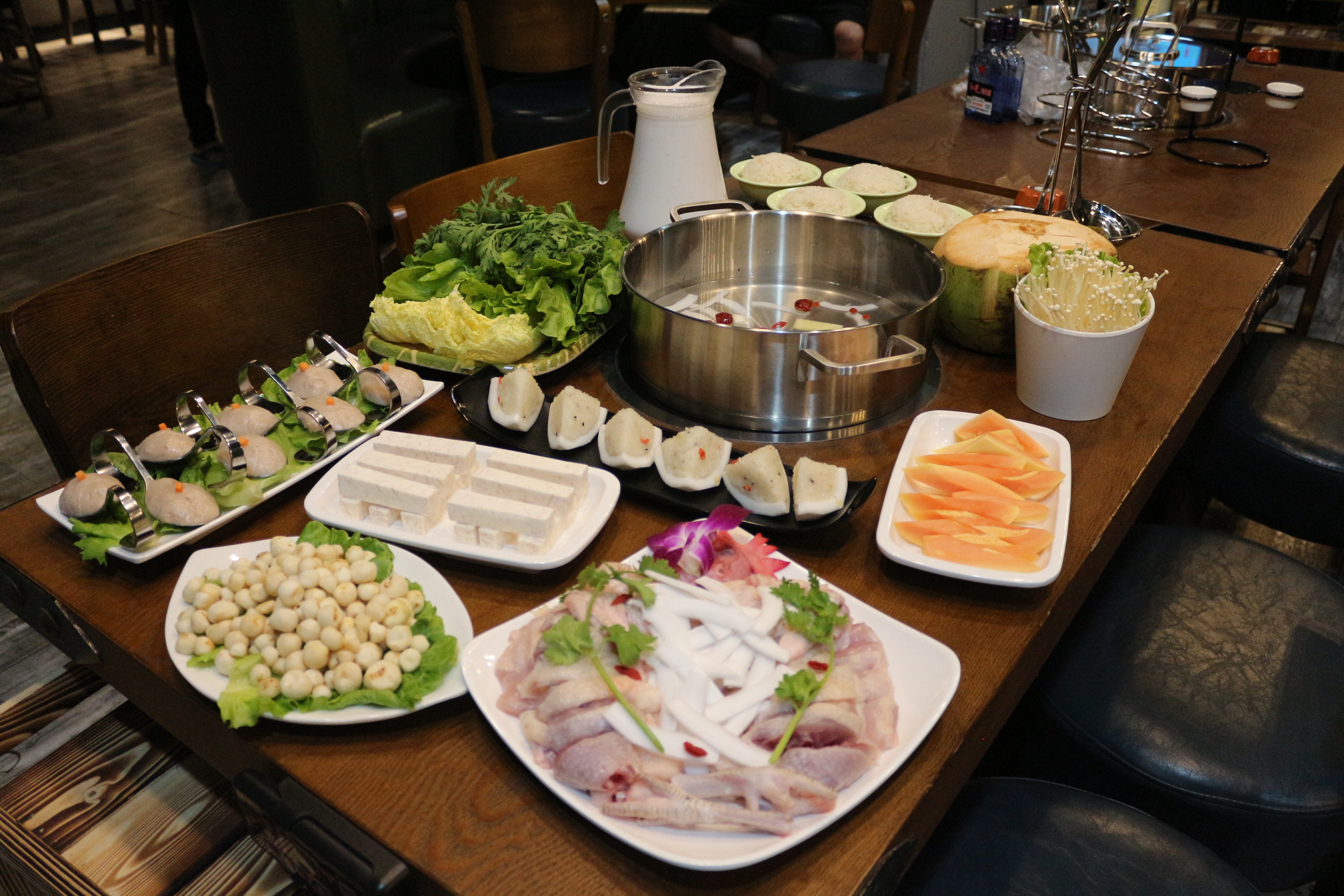 跟着我的步伐带着你走遍珠三角,跟着我的脚步去旅行歌曲