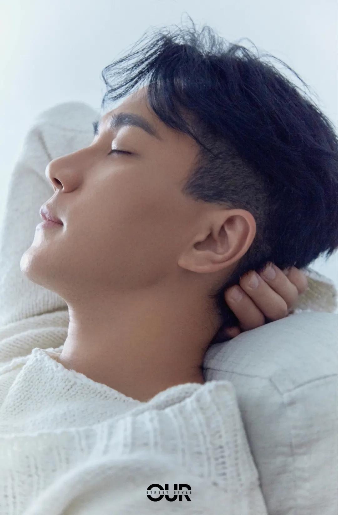 刘恺威胡杏儿,刘恺威胡杏儿吻戏