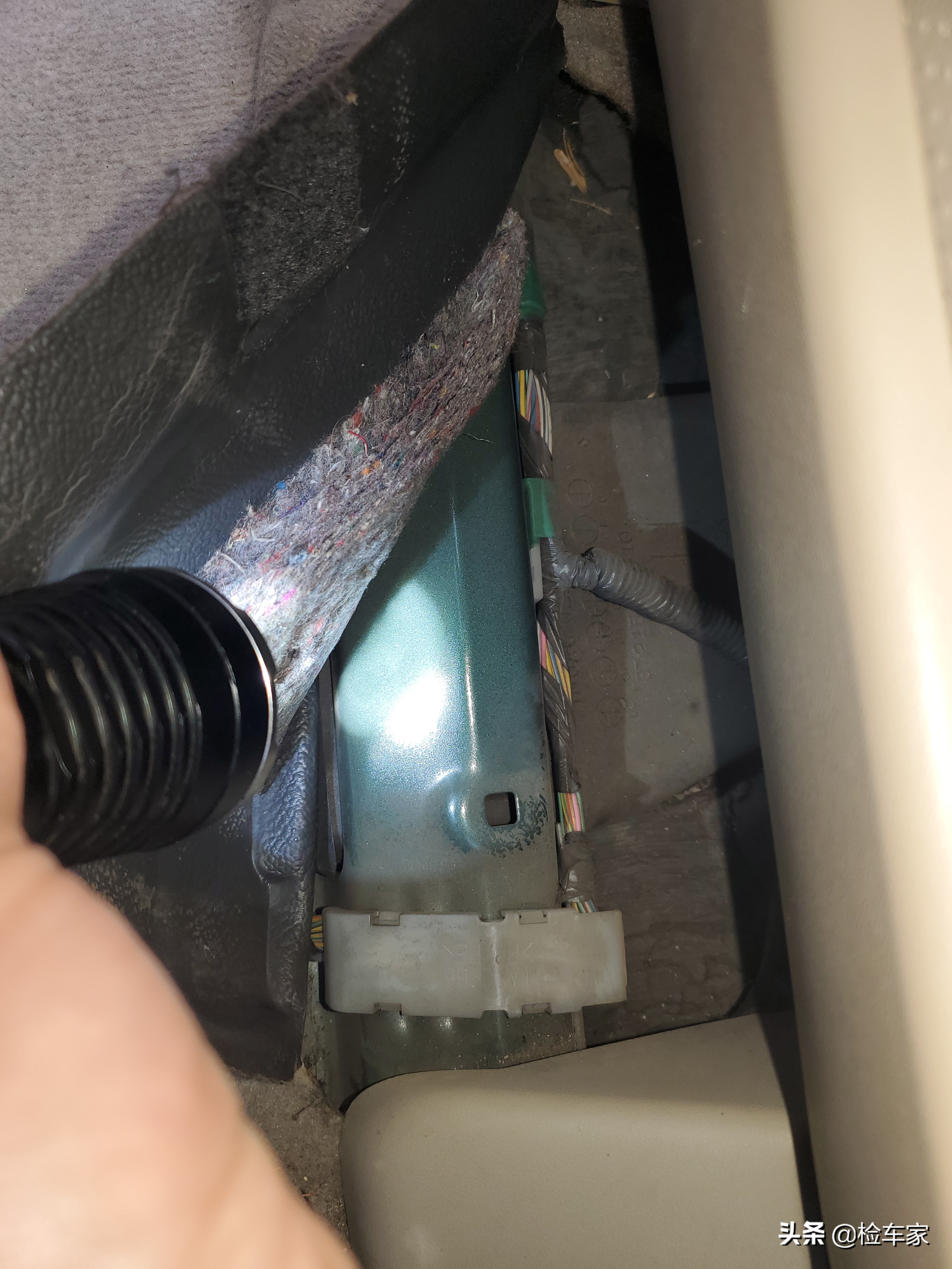 16年丰田霸道怎么看车况,05年丰田霸道4000车况可靠吗