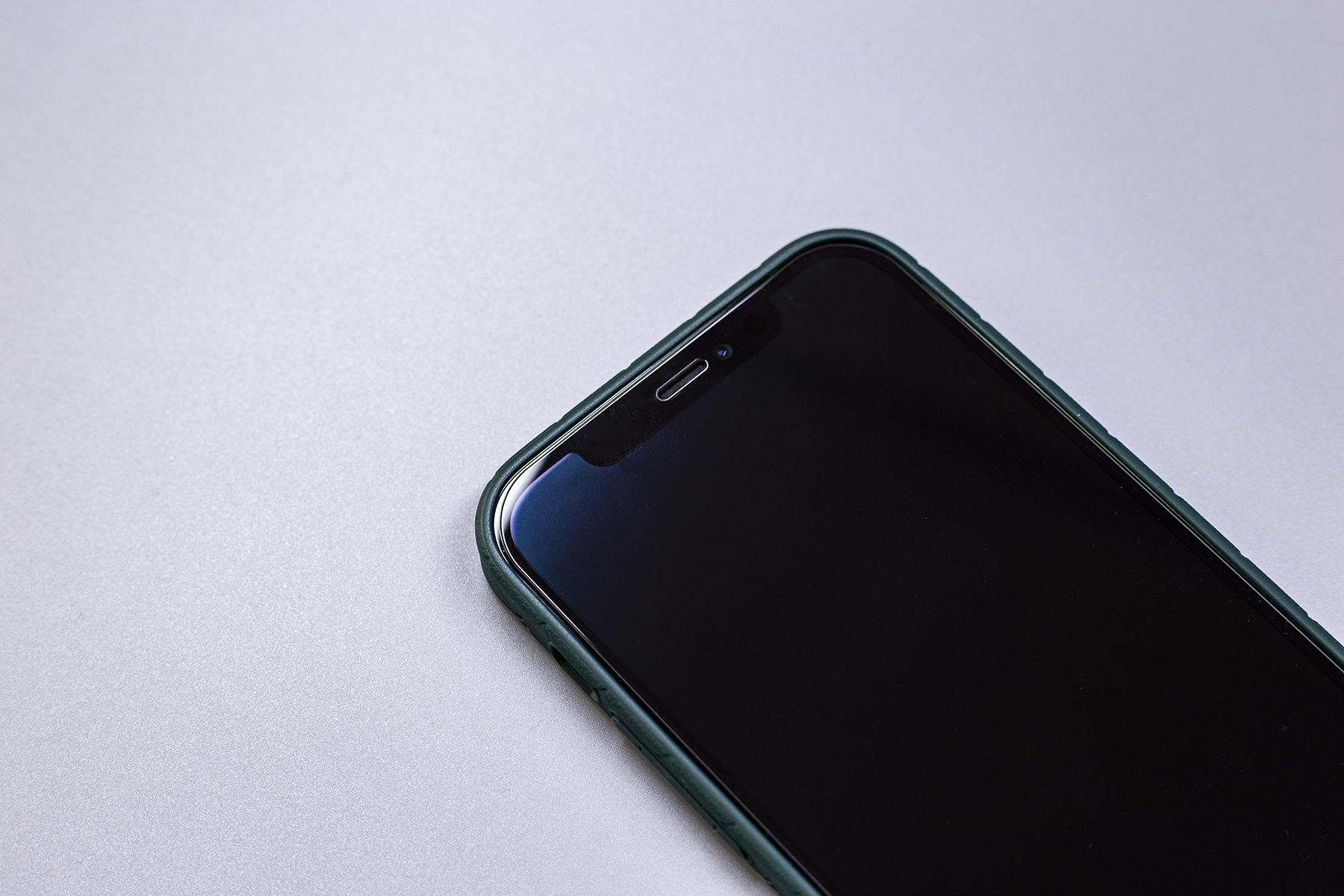 iphone超瓷晶贴膜,iphone超瓷晶玻璃用贴膜吗