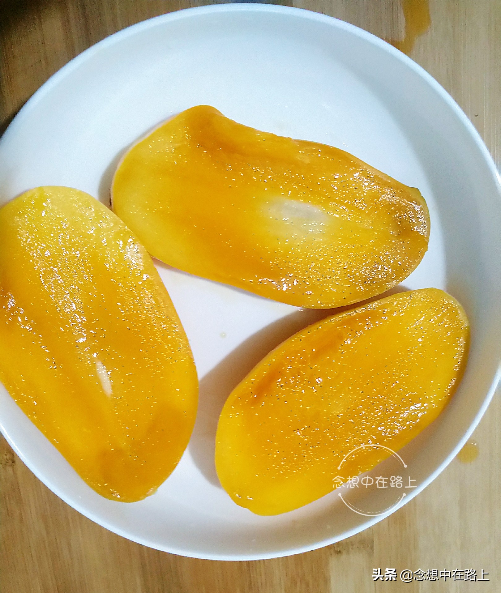 芒果该怎么切才好,如何切芒果更好吃又更方便