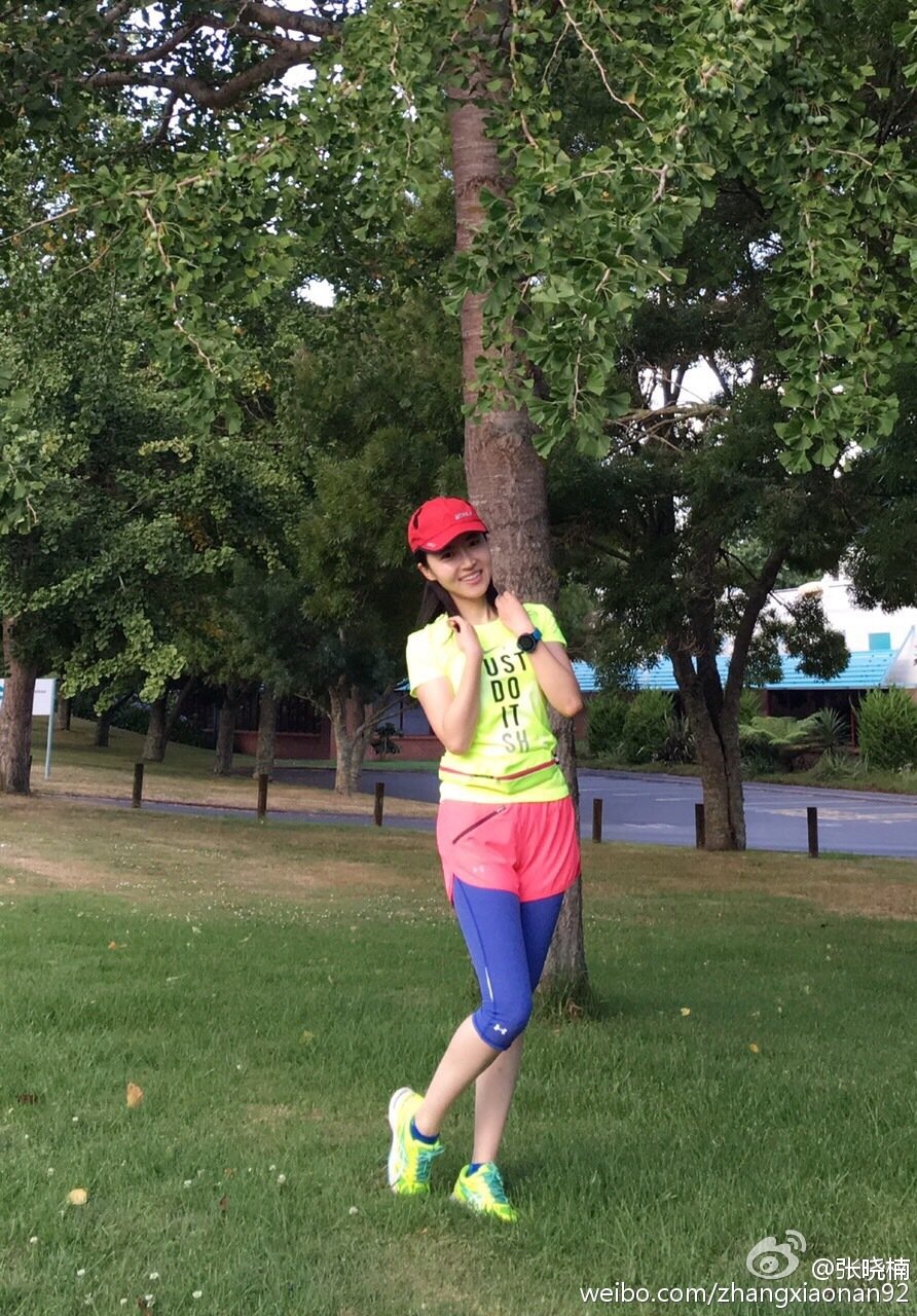 美国常春藤名校毕业,她从新东方老师跨行央视主播,关键颜值超高